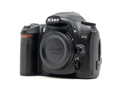 Νikon D50
