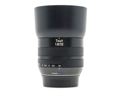 Zeiss Touit 32mm f/1.8 - Fujifilm X Fit