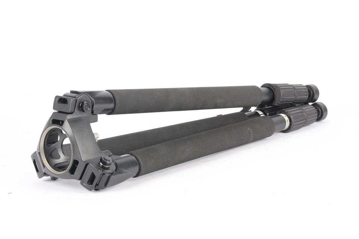 Miller Solo 75 2-Stage Alloy Tripod · main image