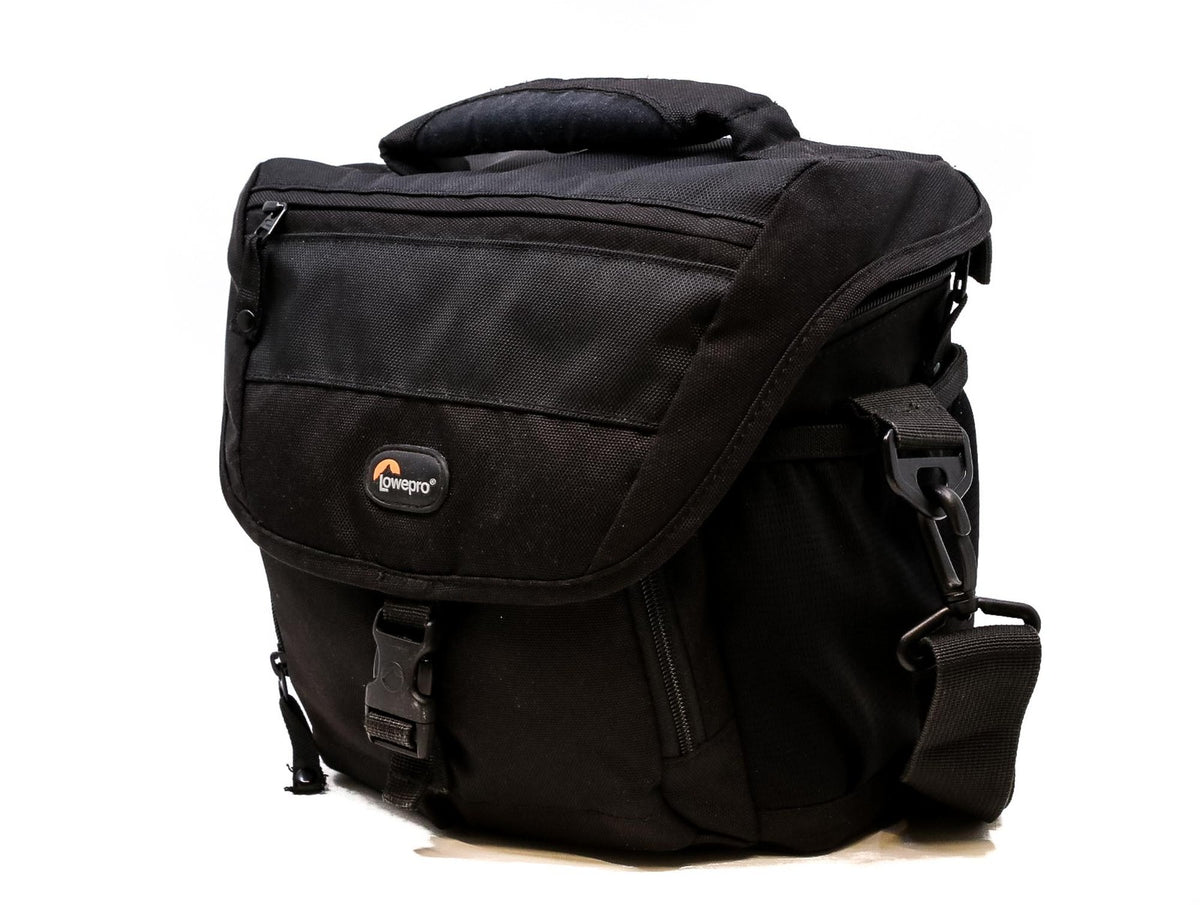 Lowepro Nova 170 AW Shoulder Bag · main image