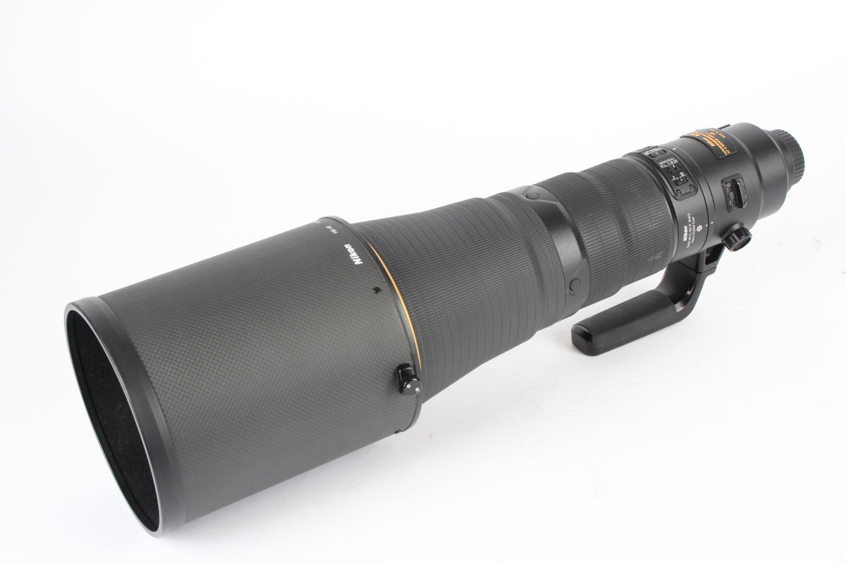 Νikon AF-S Nikkor 600mm f/4E FL ED VR · imagen principal