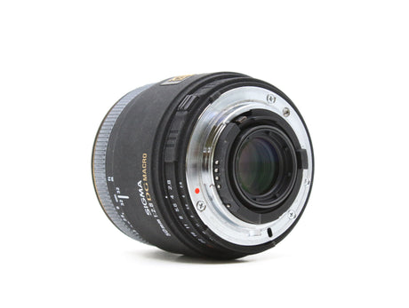 Sigma 50mm f/2.8 EX DG Macro - Προσαρμογή Nikon