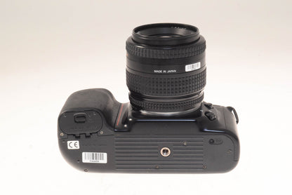 Νikon F50 + 35-70mm f3.3-4.5 AF Nikkor