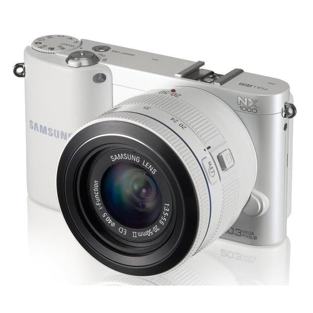 NX1000 - White + Samsung Samsung NX 20-50 mm f/3.5-5.6 ED f/3.5-5.6 de segunda mano en Camera Market