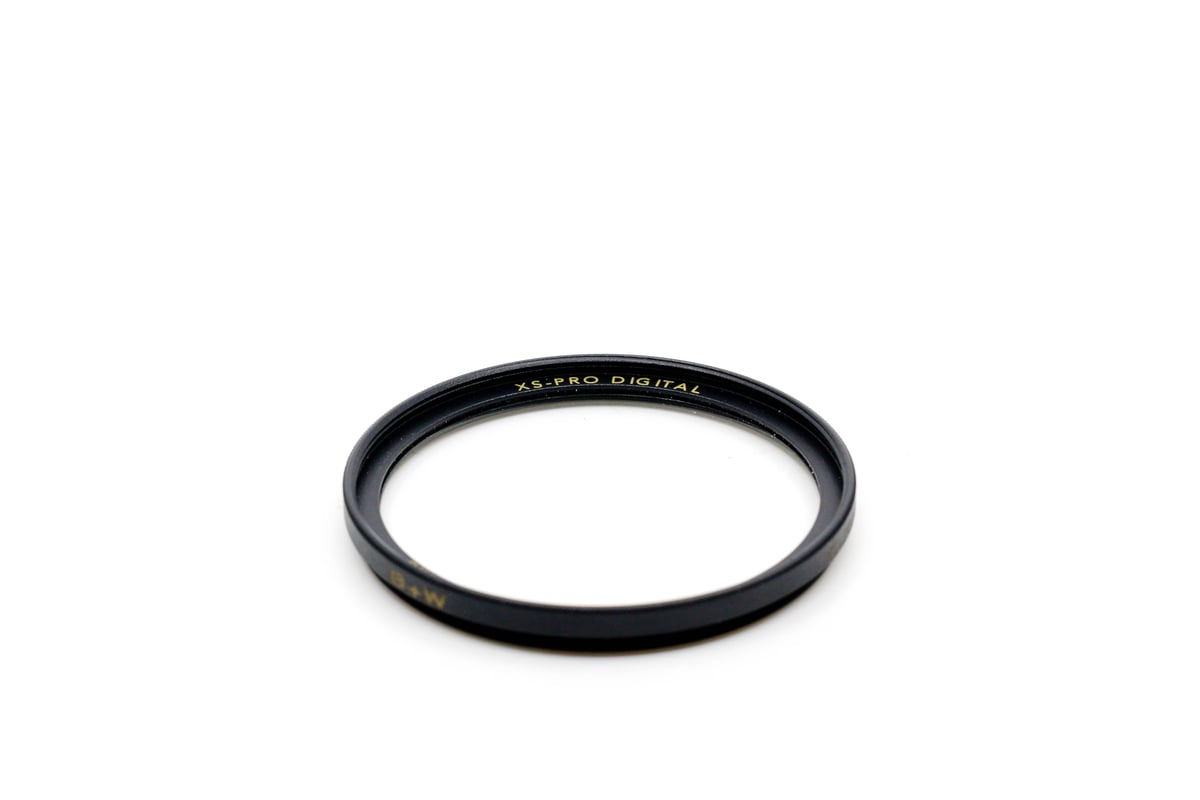 B+W 49mm MASTER 010 UV-Haze MRC Nano Φίλτρο · imagen principal