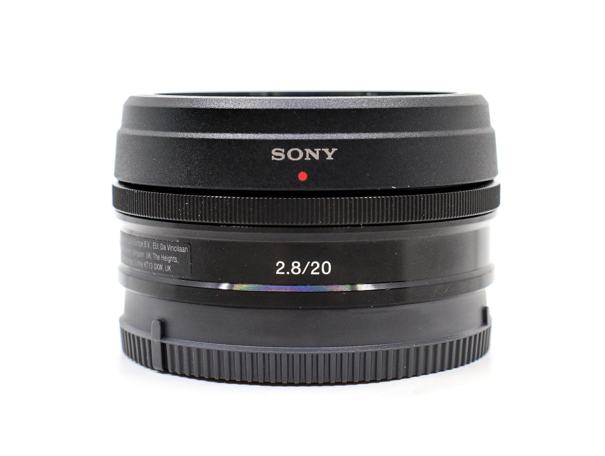 Sony E 20mm f/2.8 · imagen principal