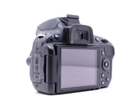 Nikon D5100 
