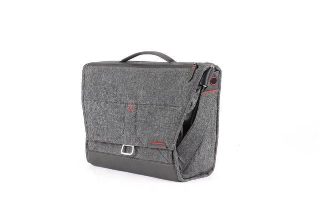 Peak Design Everyday Messenger 15" de segunda mano en Camera Market