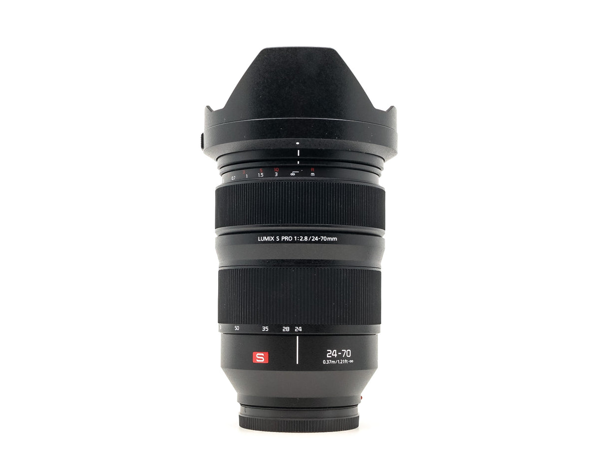 Panasonic Lumix S PRO 24-70mm f/2.8  · main image