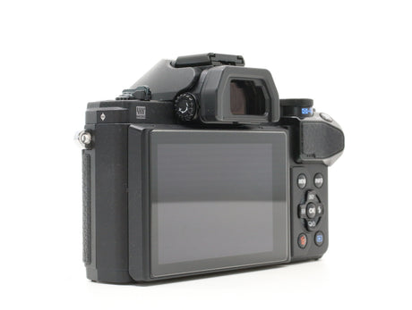Olympus OM-D E-M10 Mark III 