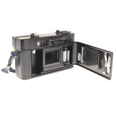 Minolta Hi-Matic AF 2 - 35mm Analog Camera 