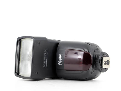 Νισίν Di700A Speedlite - Αφιερωμένο στη Nikon