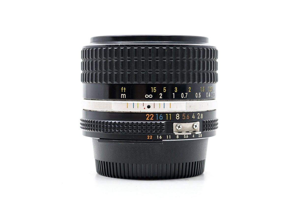 Nikon Ai Nikkor 28mm f/2.8 · imagen principal
