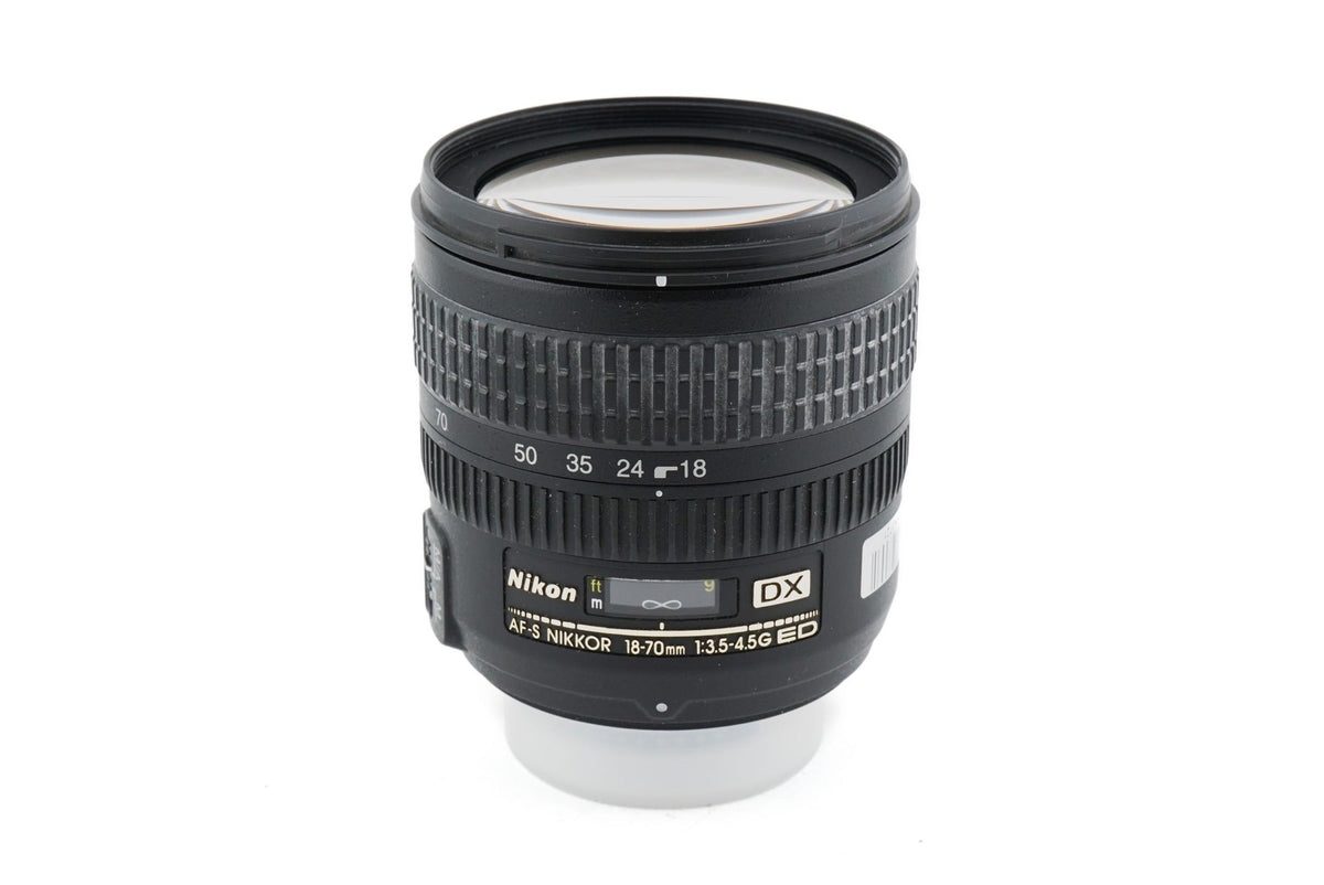 Nikon 18-70mm f3.5-4.5 AF-S Nikkor G ED · imagen principal