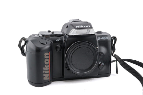 Nikon F-401s 