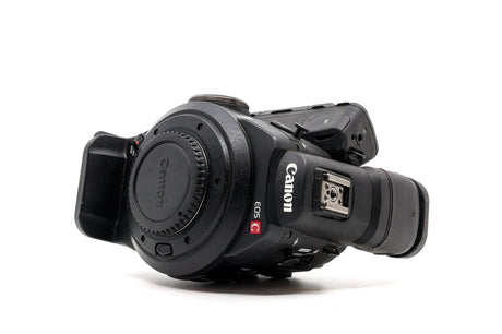 Μεταχειρισμένη Canon Cinema EOS C300 με DAF Camcorder - EF Fit