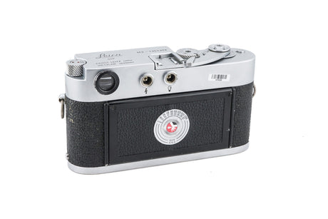 Leica M2 