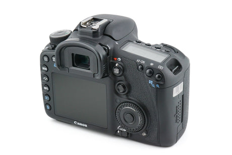 Canon EOS 7D 