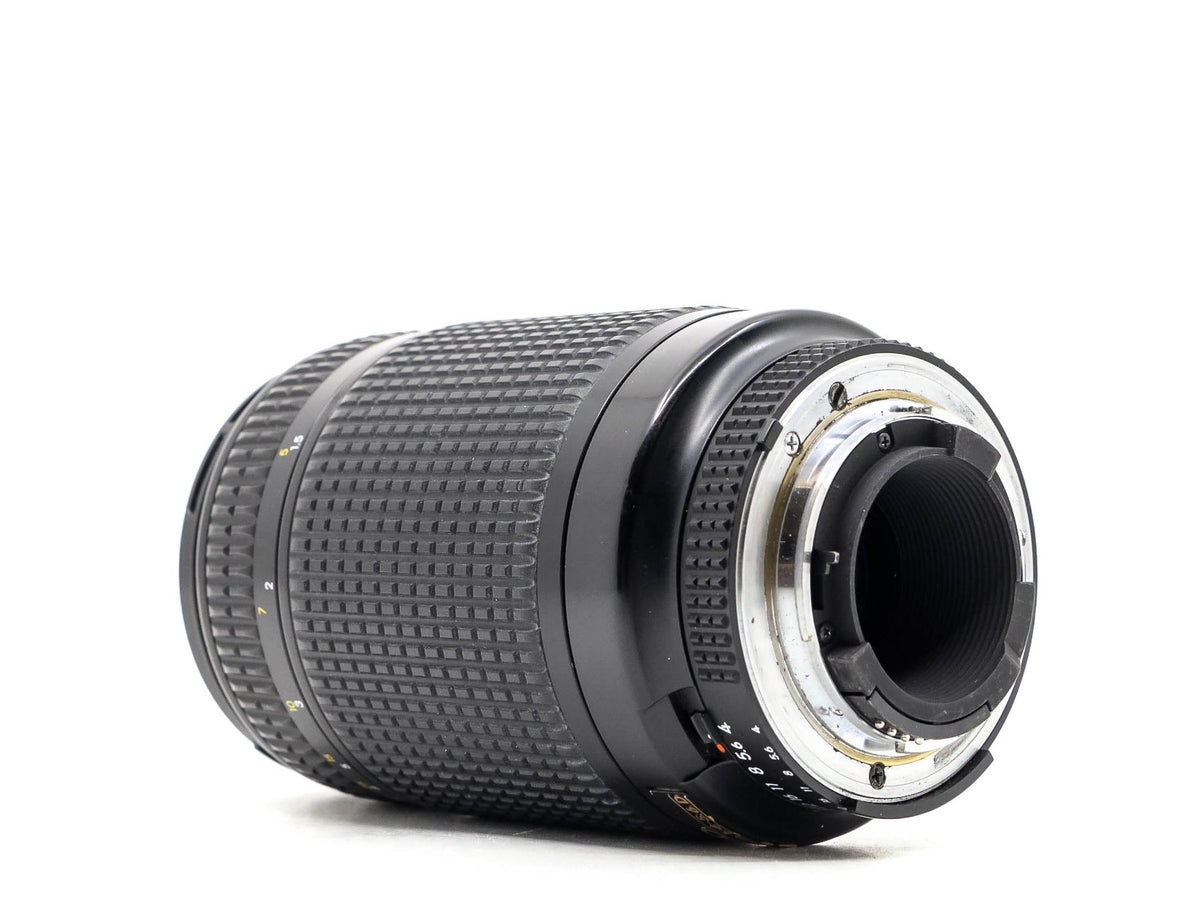 Nikon AF Nikkor 70-300mm f/4-5.6D ED · imagen principal