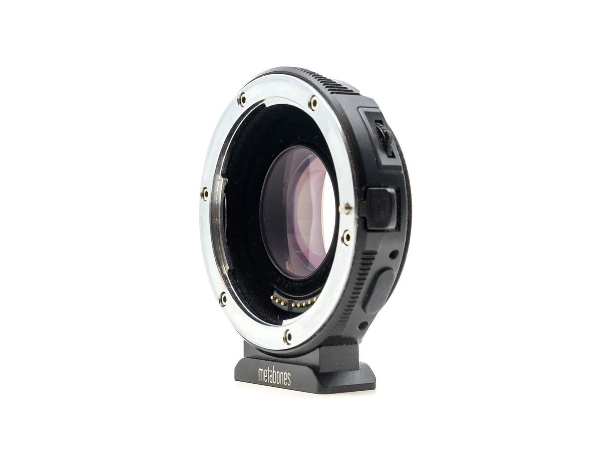 Metabones EF σε Micro Four Thirds T Speed Booster ULTRA 0.71x · imagen principal