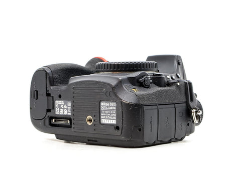 Νikon D810