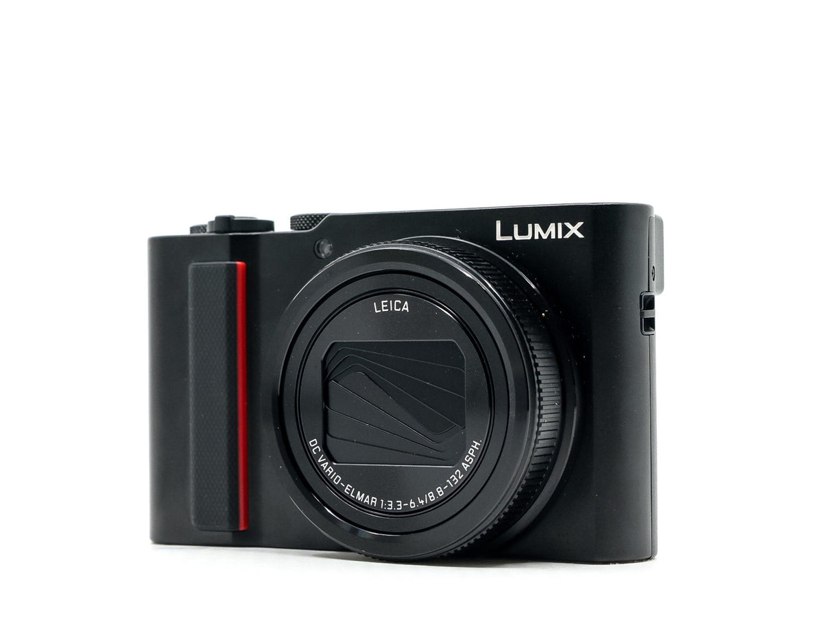 Panasonic Lumix DC-TZ220 · main image