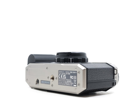 Pentax 17