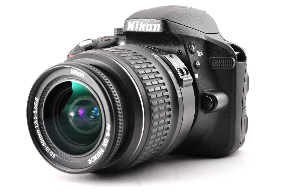 Nikon D3300 24.1 MP DSLR AF-S DX 18-55mm f/3.5-5.6G ED II  · main image