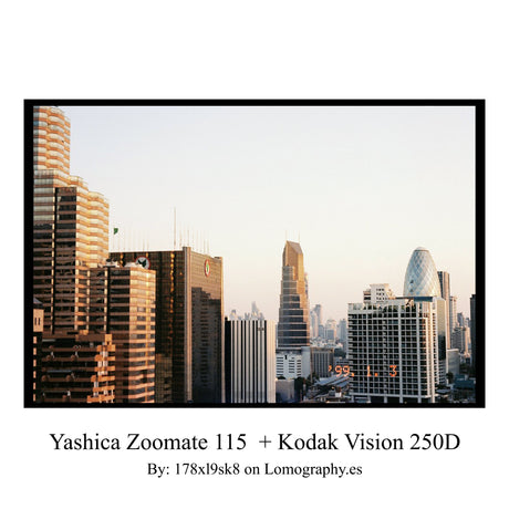 Yashica Zoomate 115 (Έκδοση Kyocera Premium)