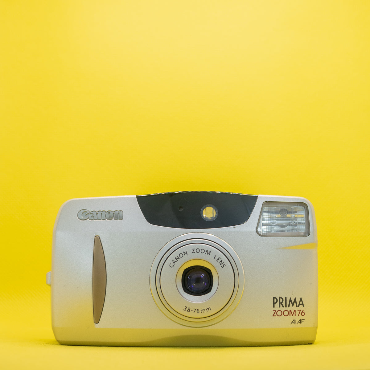 Canon Prima Zoom 76 - 35mm Vintage Analog Compact Camera · main image