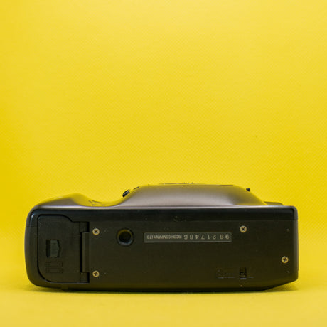 Yashica DF-10S - Αναλογική Συμπαγής Φωτογραφική Μηχανή 35mm