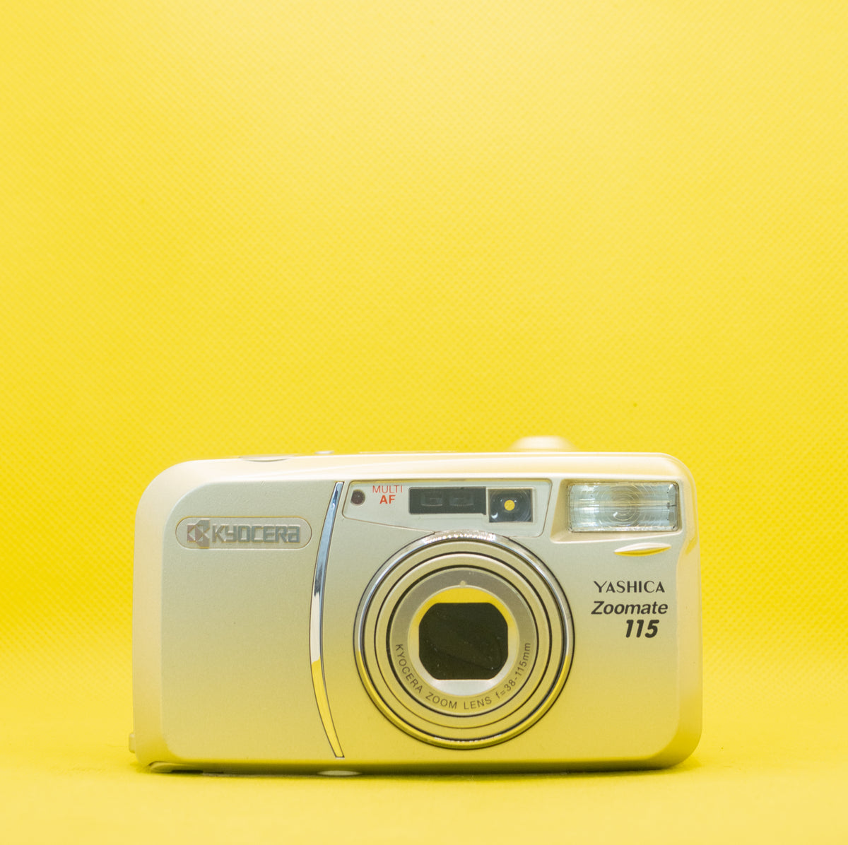 Yashica Zoomate 115 (Έκδοση Kyocera Premium) · imagen principal