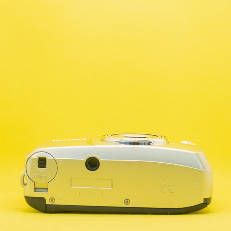 Yashica Zoomate 115 (Έκδοση Kyocera Premium)